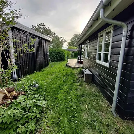 Cosy Little Sommer Close To Isefjorden