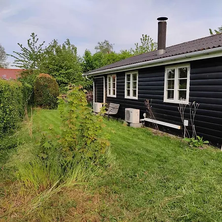 Holiday home Cosy Little Sommer Close To Isefjorden